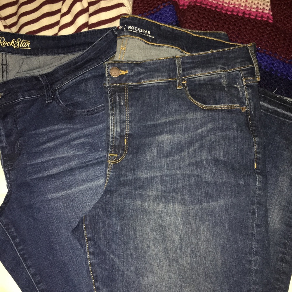 Skinny jeans 👖 2 pair